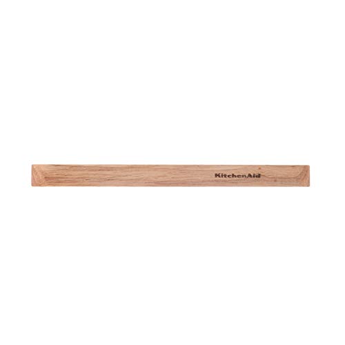 KitchenAid Classic Rubberwood Cutting Board with Perimeter Trench, Reversible Chopping Board, 8-inch x 10-Inch, Natural - Image 4